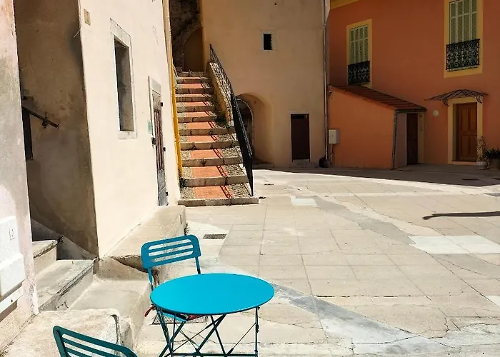 Joli Deux Pieces Vieux Village De Roquebrune-Cap-Martin